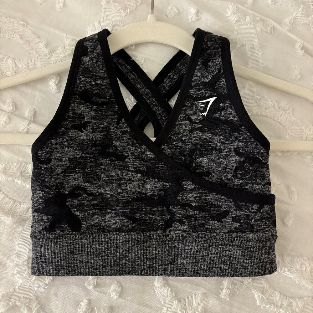 New XS Black Animal Print Gymshark Seemless Sports Bra